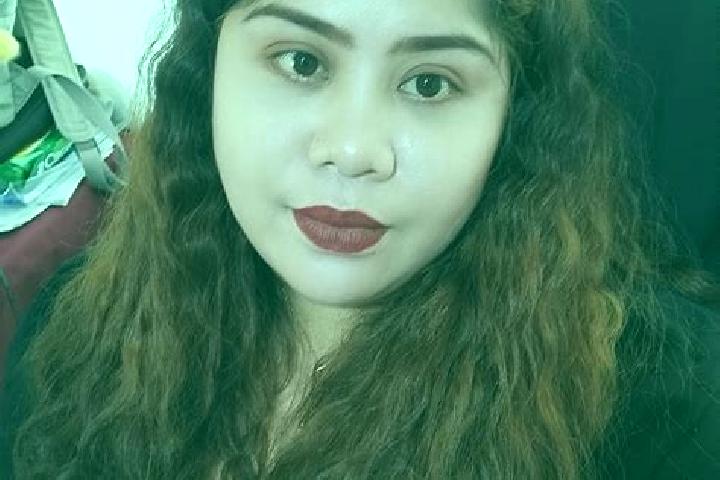 Evelyn, 22 — Escort in Jaena, Philippines