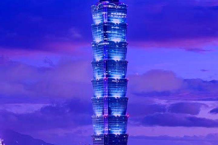 Evelyn, 22 — Escort in Taiwei, China