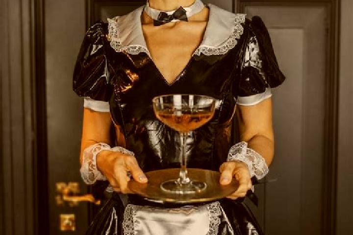 Evelyn, 23, a black blue-eyed european companion based in Becerrea. Offering A-Level, Fetish, BDSM. Available for incall and outcall, overnight bookings avai...