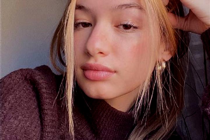 Evelyn, 23, a blonde brown-eyed middle eastern companion based in Tranca Sasape. Offering OWO, Deep French Kissing, Fetish. Available for incall and outcall,...