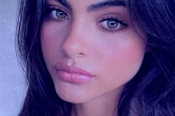 Evelyn, 23, a brunette brown-eyed european companion based in Mbongawani. Offering Deep French Kissing, Party Girl, Fetish. Available for incall and outcall,...