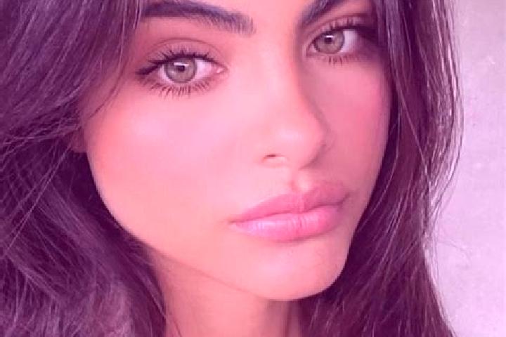 Evelyn, 23, a brunette green-eyed middle eastern companion based in Buynichy. Offering Prostate Massage, Dinner Date, OWO. Available for incall and outcall, ...
