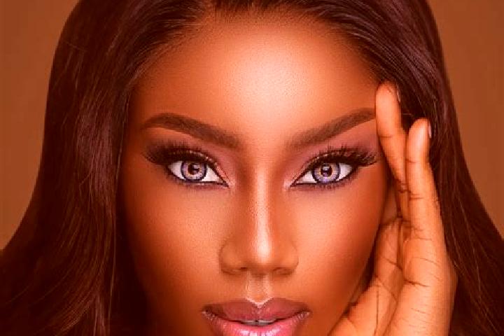 Evelyn, 23, a chestnut blue-eyed ebony companion based in Caminata. Offering Couples, Prostate Massage, Girlfriend Experience, Fetish. Available for incall a...