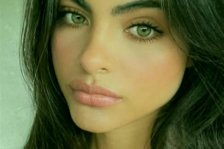 Evelyn, 23, a chestnut green-eyed indian companion based in San Juan Tetelcingo. Offering Roleplay, Couples, Domination, 69. Available for incall and outcall...