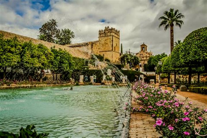 Evelyn, 23 — Escort in Alcazar de San Juan, Spain