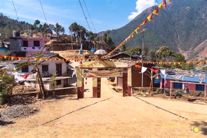 Evelyn, 23 — Escort in Darchula, Nepal