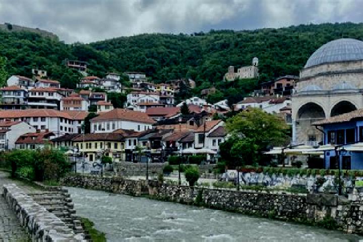 Evelyn, 23 — Escort in Junik, Kosovo