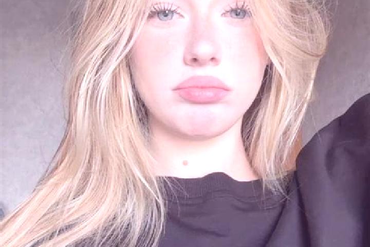 Evelyn, 23 — Escort in Keben, Turkey