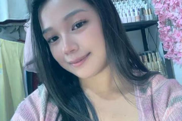 Evelyn, 23 — Escort in Laleng, Indonesia