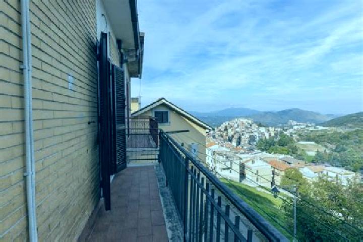 Evelyn, 23 — Escort in Montorio Romano, Italy