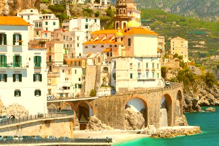Evelyn, 23 — Escort in Spiazzo, Italy