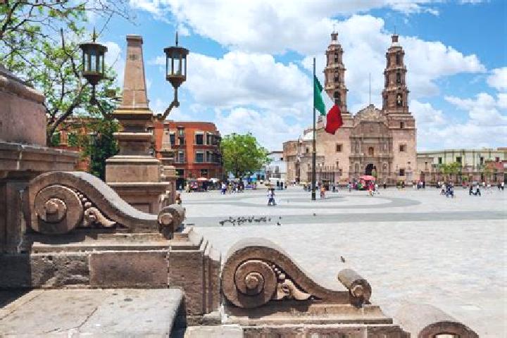 Evelyn, 23 — Escort in Valle de Aguascalientes, Mexico