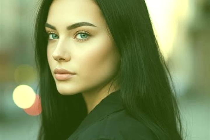 Evelyn, 24, a auburn blue-eyed latina companion based in Saint-Romans. Offering Massage, Couples, Travel Companion, Dinner Date. Available for incall and out...