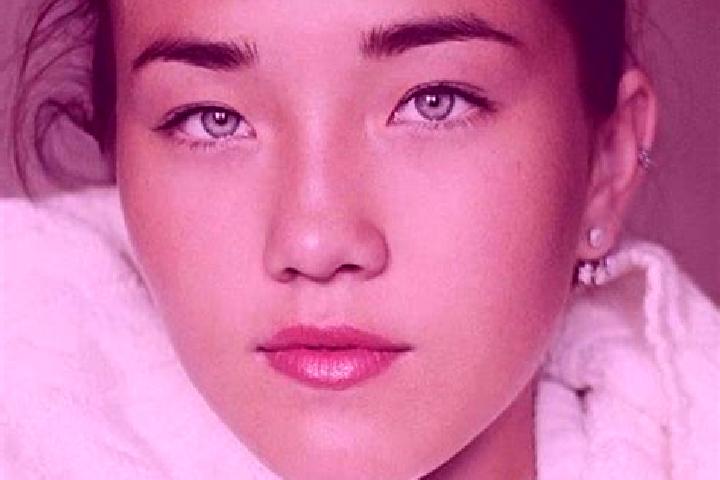 Evelyn, 24, a chestnut blue-eyed caucasian companion based in Jiangritang. Offering GFE, Duos, Domination, Travel Companion, Erotic Massage. Available for in...