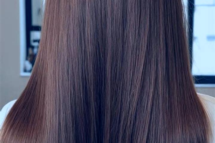 Evelyn, 24, a chestnut grey-eyed asian companion based in Luzany. Offering Massage, Roleplay, Travel Companion. Available for incall and outcall, day and eve...