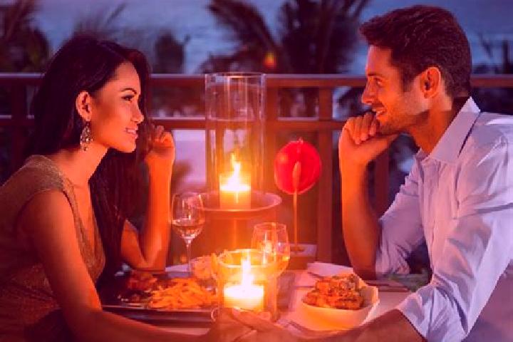 Evelyn, 24, a chestnut grey-eyed caribbean companion based in Villers-Ecalles. Offering A-Level, Travel Companion, Roleplay, Couples, Dinner Date. Available ...