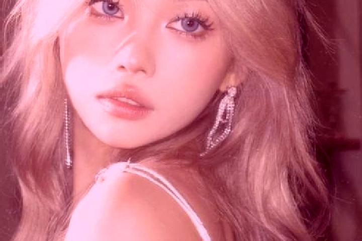 Evelyn, 24, a platinum blonde brown-eyed asian companion based in Gbata. Offering BDSM, OWO, Domination. Available for incall and outcall, overnight bookings...