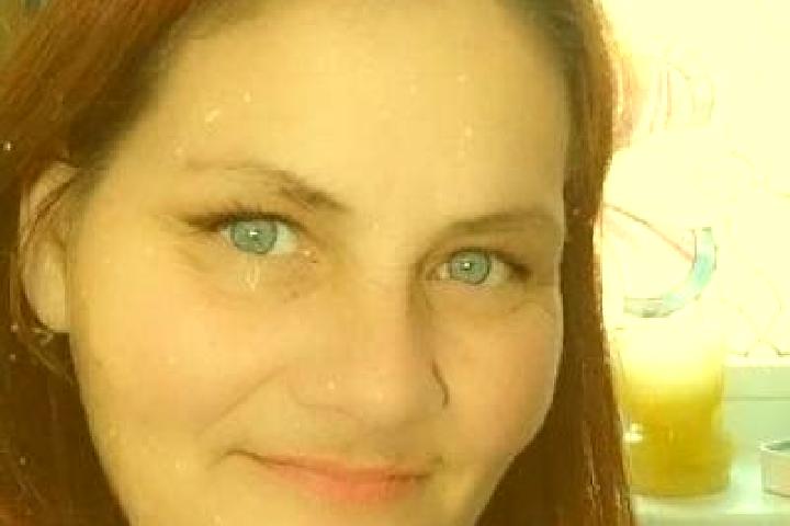 Evelyn, 24, a red dark-eyed indian companion based in Coniston. Offering Travel Companion, Couples, OWO. Available for incall and outcall, day and evening da...
