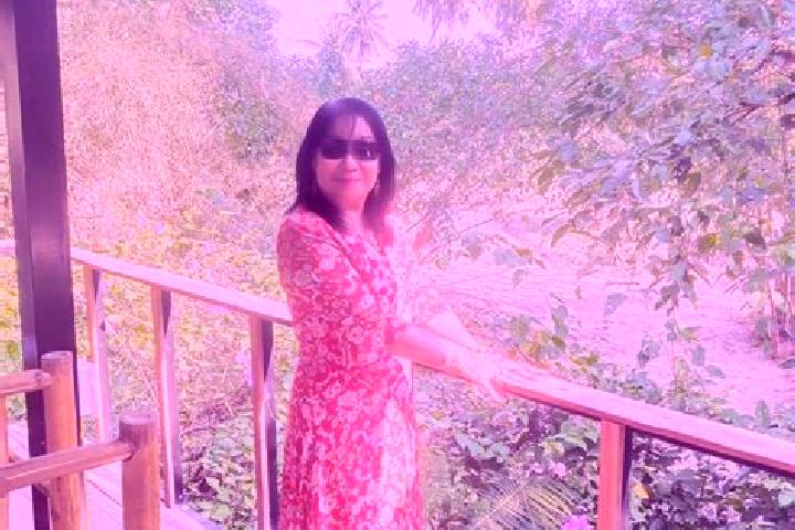 Evelyn, 24 — Escort in Barika Chuburi, India