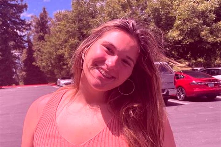 Evelyn, 24 — Escort in Carmichael, United States