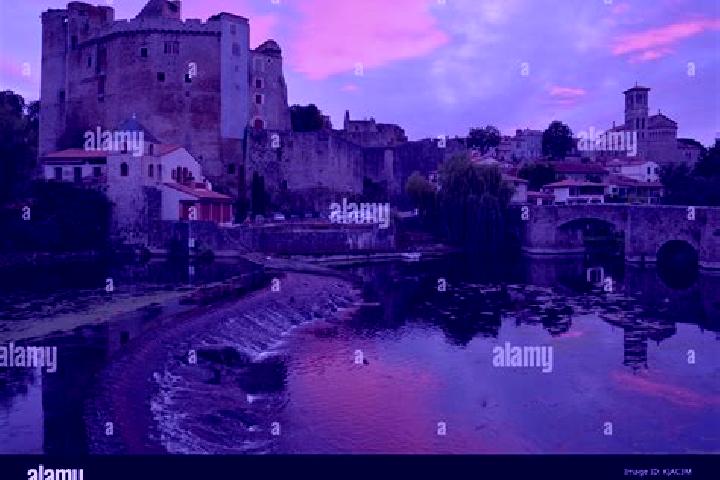 Evelyn, 24 — Escort in Clisson, France