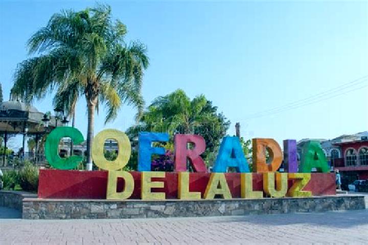 Evelyn, 24 — Escort in Cofradia de Acuitapilco, Mexico