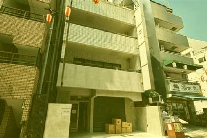 Evelyn, 24 — Escort in Hamamatsucho, Japan