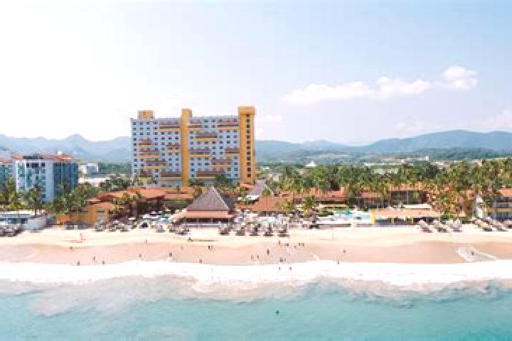 Evelyn, 24 — Escort in Ixtapa, Mexico