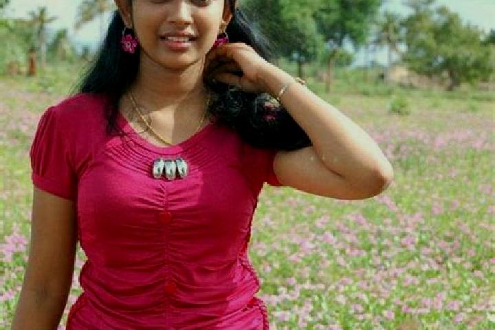 Evelyn, 24 — Escort in Manakkudi Mukkuvartura, India
