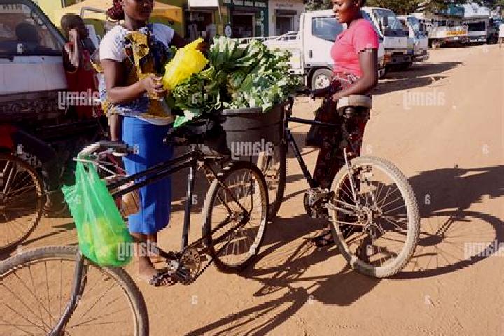 Evelyn, 24 — Escort in Mpongwe, Zambia