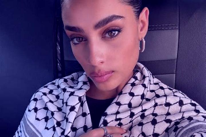 Evelyn, 24 — Escort in Zeyne, Turkey