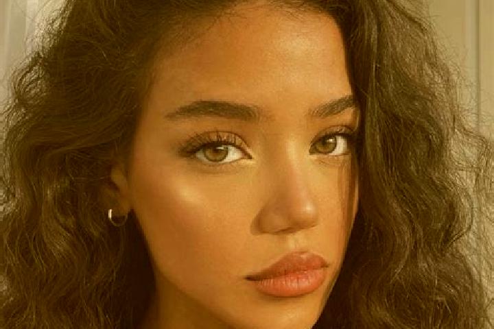 Evelyn, 25, a black brown-eyed caucasian companion based in Rocheville. Offering Girlfriend Experience, Duos, OWO. Available for incall and outcall, overnigh...