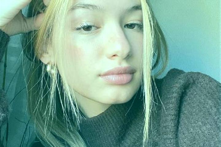Evelyn, 25, a blonde brown-eyed asian companion based in Veverska Bityska. Offering Striptease, BDSM, Deep French Kissing. Available for incall and outcall, ...