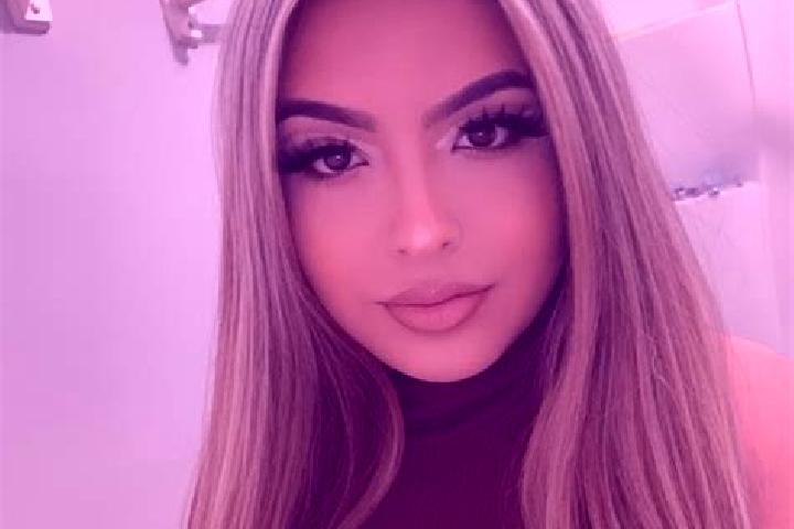 Evelyn, 25, a blonde dark-eyed latina companion based in Dji d Sal. Offering Party Girl, 69, Girlfriend Experience, A-Level, Duos. Available for incall and o...