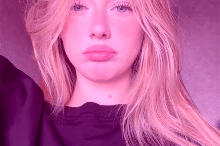 Evelyn, 25 — Escort in Begunitsy, Russia