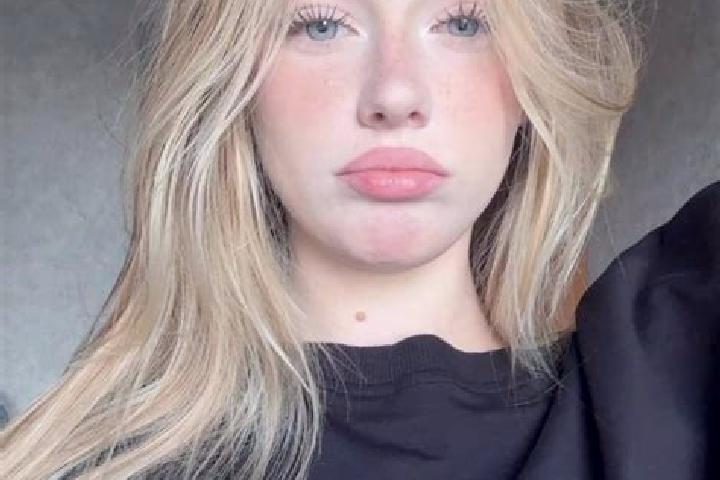 Evelyn, 25 — Escort in Zalisne, Ukraine
