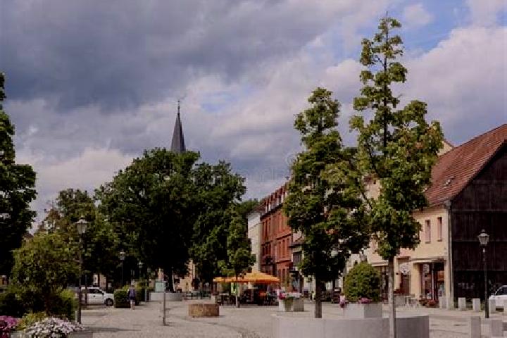 Evelyn, 25 — Escort in Zossen, Germany