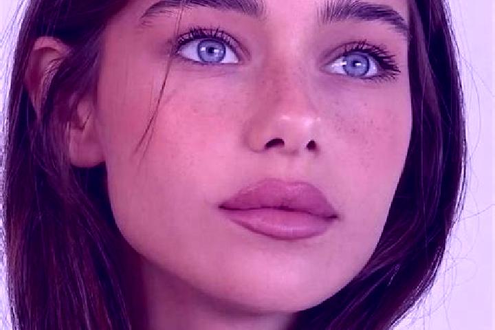 Evelyn, 26, a brunette blue-eyed european companion based in Akobakabo. Offering Erotic Massage, Roleplay, GFE, Couples. Available for incall and outcall, da...