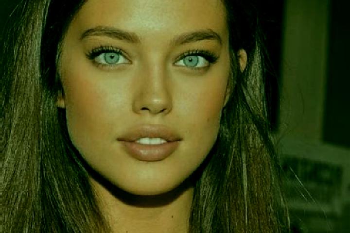Evelyn, 26, a chestnut green-eyed caucasian companion based in San Jose del Tambo. Offering Prostate Massage, Massage. Available for incall and outcall, day ...