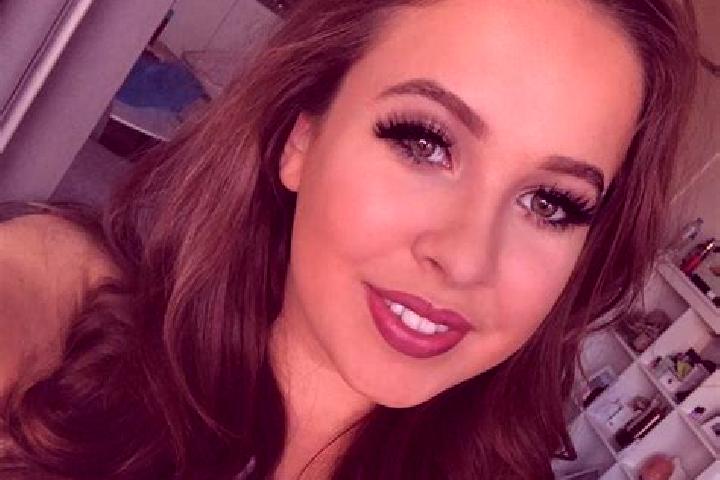 Evelyn, 26, a dark blonde dark-eyed slavic companion based in Forest Acres. Offering OWO, Couples, Travel Companion. Available for incall and outcall, day an...