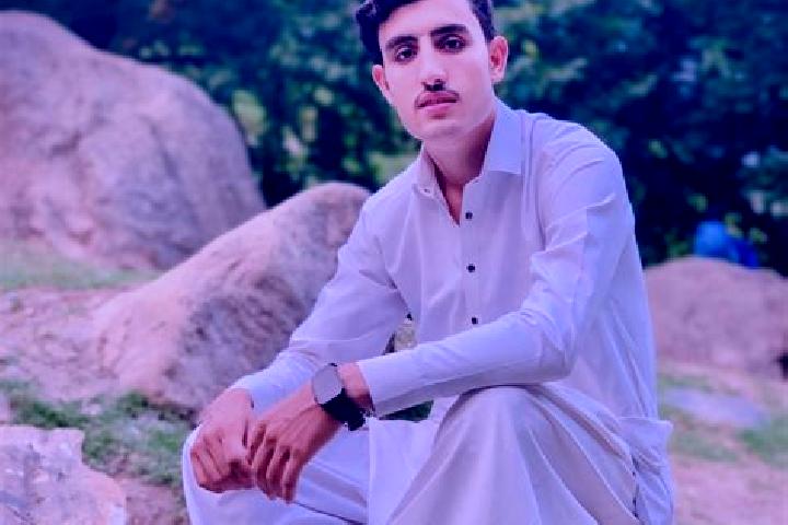 Evelyn, 26 — Escort in Alpurai, Pakistan