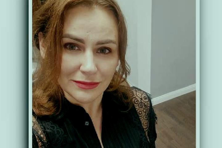 Evelyn, 26 — Escort in Cihei, Romania