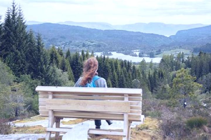 Evelyn, 26 — Escort in Hyllestad, Norway