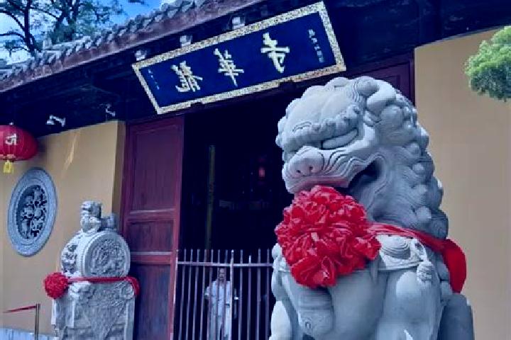 Evelyn, 26 — Escort in Longhua, China