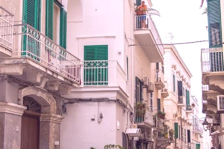 Evelyn, 26 — Escort in Monopoli, Italy