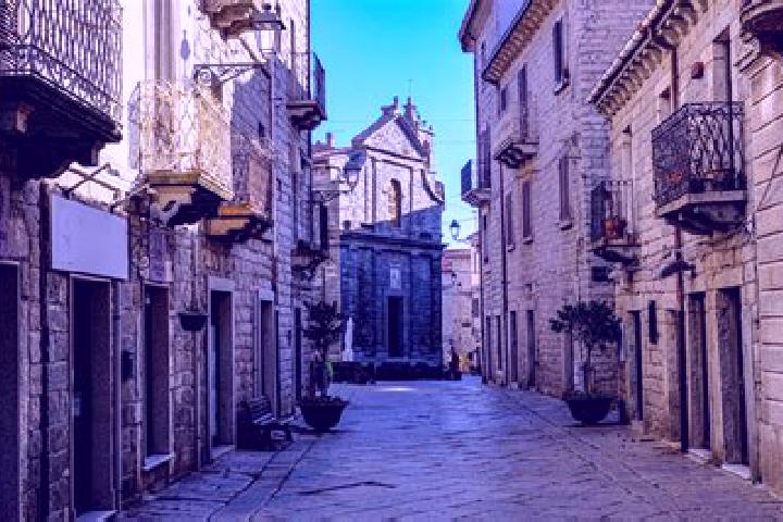 Evelyn, 26 — Escort in Tempio Pausania, Italy