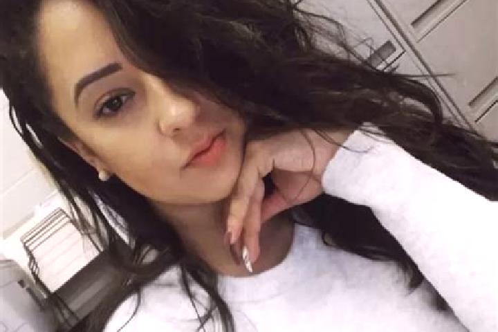 Evelyn, 27, a black grey-eyed mediterranean companion based in Wolfschlugen. Offering CIM, BDSM, Deep French Kissing, Erotic Massage. Available for incall an...