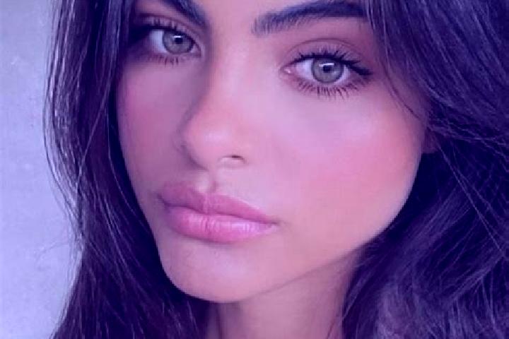Evelyn, 27, a black hazel-eyed slavic companion based in Bratanivka. Offering Tantra, Travel Companion, Fetish, BDSM. Available for incall and outcall, day a...