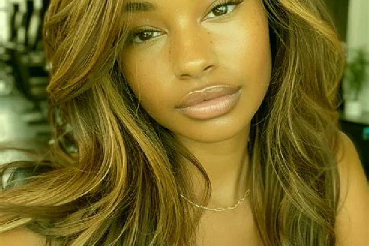 Evelyn, 27, a blonde brown-eyed mixed companion based in Starcevo. Offering Erotic Massage, GFE, Domination, Striptease. Available for incall and outcall, ov...
