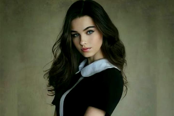 Evelyn, 27, a brunette amber-eyed slavic companion based in Ranebennur. Offering OWO, Fetish, Overnight, Roleplay, Party Girl. Available for incall and outca...